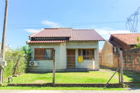 Casa à venda com 100m², 3 quartos e 3 vagasFachada