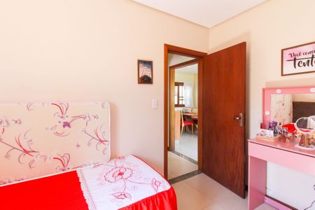 Quarto 1 de casa à venda com 3 quartos, 100m² em São José, Canoas