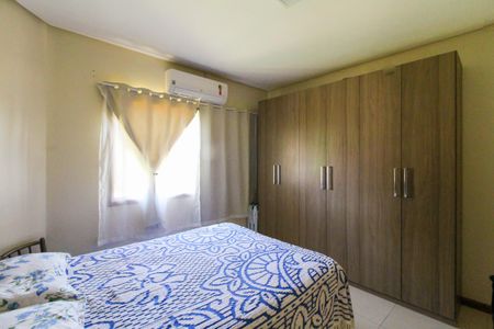 Casa à venda com 100m², 3 quartos e 3 vagasSuíte