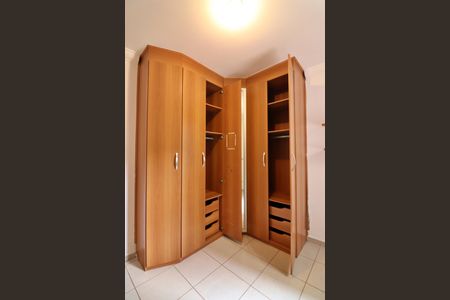 Apartamento à venda com 56m², 2 quartos e 1 vagaQuarto 2