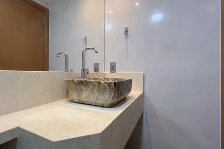 Banheiro de kitnet/studio para alugar com 1 quarto, 37m² em Centro, Guarulhos