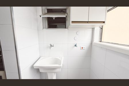 Apartamento à venda com 60m², 3 quartos e 1 vagaÁrea de Serviço