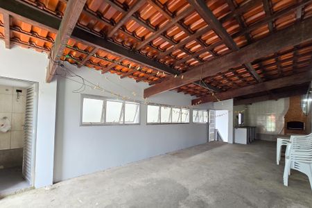 Casa à venda com 120m², 4 quartos e 2 vagasÁrea  - Churrasqueira