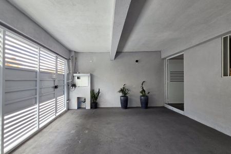 Casa à venda com 120m², 4 quartos e 2 vagasGaragem