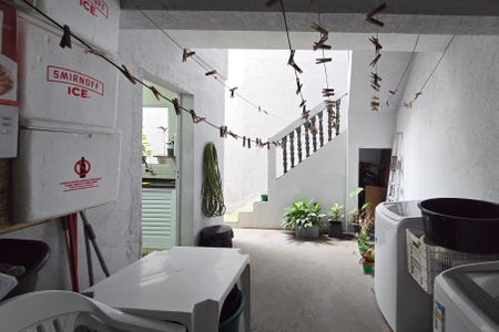 Casa à venda com 120m², 4 quartos e 2 vagasÁrea de Serviço