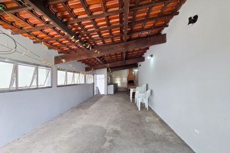 Casa à venda com 120m², 4 quartos e 2 vagasÁrea  - Churrasqueira