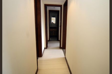 Sala - Corredor de apartamento para alugar com 2 quartos, 68m² em Penha Circular, Rio de Janeiro