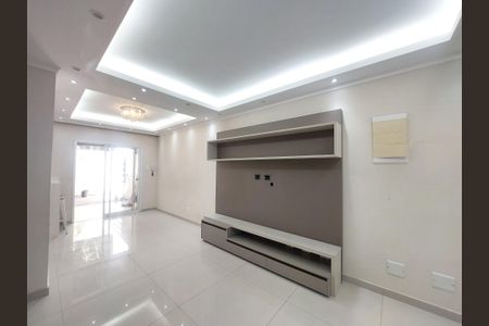 Sala de casa de condomínio para alugar com 3 quartos, 97m² em Rio Bonito, São Paulo