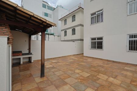 Apartamento à venda com 158m², 3 quartos e 3 vagasVaranda
