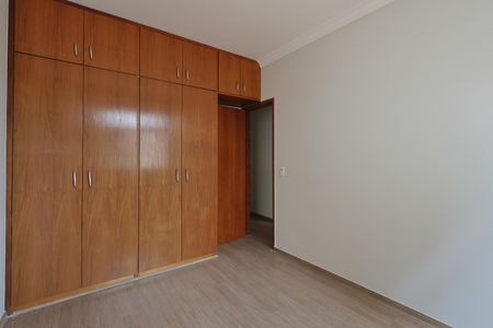 Apartamento à venda com 158m², 3 quartos e 3 vagasQuarto 2