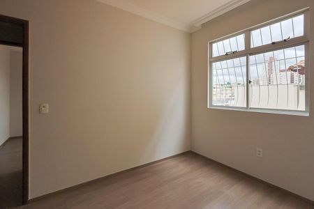 Apartamento à venda com 158m², 3 quartos e 3 vagasQuarto 2