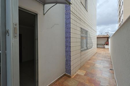 Apartamento à venda com 158m², 3 quartos e 3 vagasVaranda