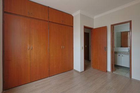 Apartamento à venda com 158m², 3 quartos e 3 vagasQuarto 3 - Suíte
