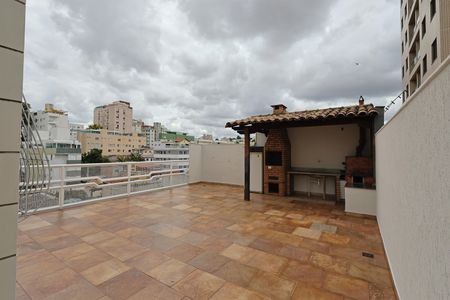 Apartamento à venda com 158m², 3 quartos e 3 vagasVaranda