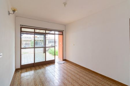 Casa para alugar com 2 quartos, 110m² em Jardim Ivana, São Paulo