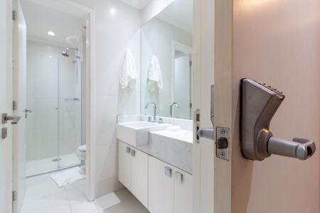 Apartamento para alugar com 57m², 1 quarto e 1 vagaFechadura