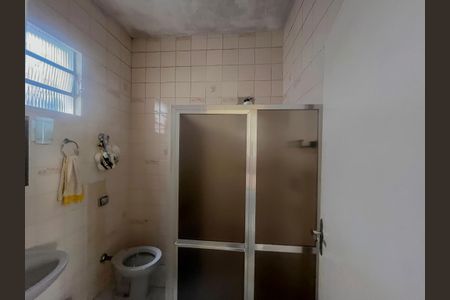 Casa à venda com 165m², 3 quartos e 4 vagasBanheiro Social