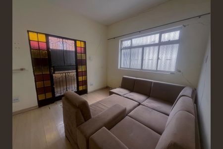 Casa à venda com 165m², 3 quartos e 4 vagasSala