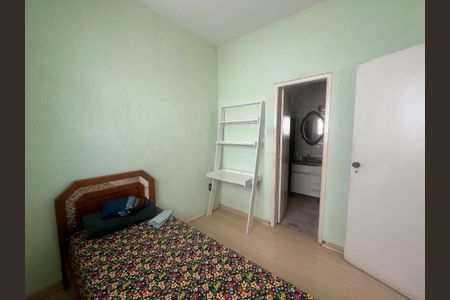 Casa à venda com 165m², 3 quartos e 4 vagasSuíte