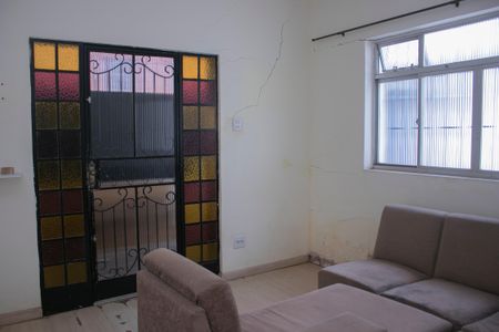 Sala de casa à venda com 3 quartos, 165m² em Santa Tereza, Belo Horizonte