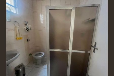 Casa à venda com 165m², 3 quartos e 4 vagasBanheiro Social