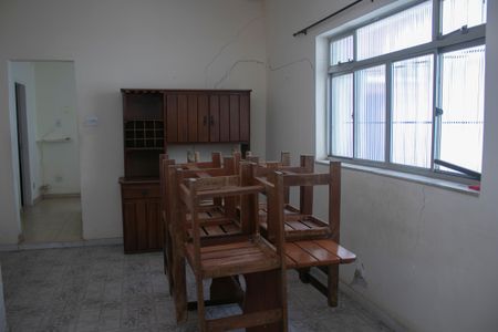 Casa à venda com 165m², 3 quartos e 4 vagasCopa