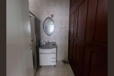 Casa à venda com 165m², 3 quartos e 4 vagasBanheiro da Suíte