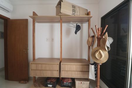 Apartamento para alugar com 114m², 3 quartos e 2 vagasQuarto 2