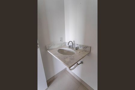 Apartamento à venda com 130m², 3 quartos e 3 vagas Apartamento à venda com 130m², 3 quartos e 3 vagasBanheiro da suíte 2