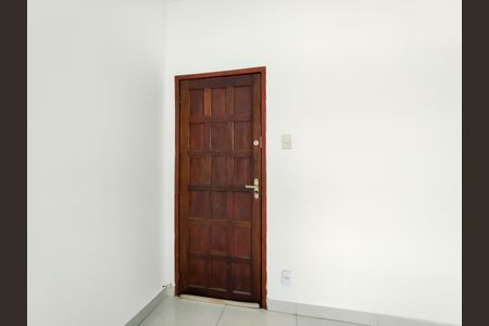 Entrada de apartamento para alugar com 1 quarto, 44m² em Imperial de São Cristóvão, Rio de Janeiro