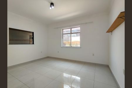 Sala de apartamento para alugar com 1 quarto, 44m² em Imperial de São Cristóvão, Rio de Janeiro