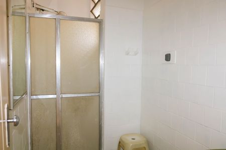 Apartamento para alugar com 65m², 2 quartos e sem vagaBanheiro