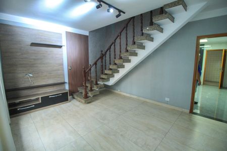 Casa para alugar com 3 quartos, 200m² em Vila Regente Feijó, São Paulo