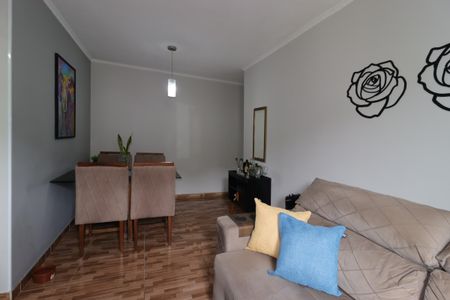 Sala de apartamento à venda com 2 quartos, 50m² em Cidade São Jorge, Santo André
