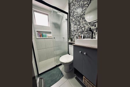 Apartamento à venda com 50m², 2 quartos e 1 vaga Apartamento à venda com 50m², 2 quartos e 1 vagaBanheiro