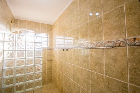 Casa para alugar com 162m², 3 quartos e 2 vagasBanheiro