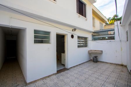 Casa para alugar com 162m², 3 quartos e 2 vagasQuintal