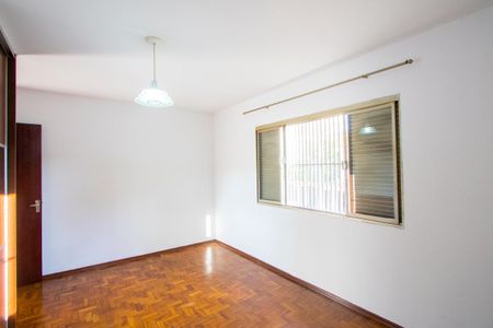 Casa para alugar com 162m², 3 quartos e 2 vagasQuarto 2
