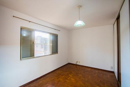 Casa para alugar com 162m², 3 quartos e 2 vagasQuarto 2