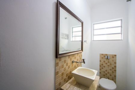 Casa para alugar com 162m², 3 quartos e 2 vagasLavabo