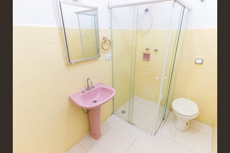 Casa à venda com 184m², 2 quartos e 1 vaga Casa à venda com 184m², 2 quartos e 1 vagaBanheiro