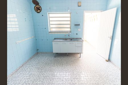 Casa à venda com 184m², 2 quartos e 1 vaga Casa à venda com 184m², 2 quartos e 1 vagaCozinha