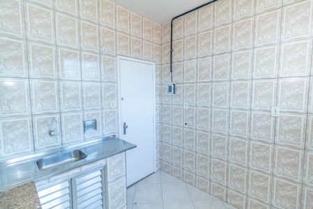 Apartamento para alugar com 74m², 2 quartos e sem vagaCozinha e Área de Serviço