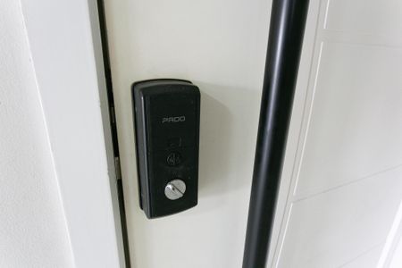 Apartamento para alugar com 68m², 3 quartos e 1 vagaFechadura Eletrônica