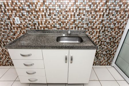 Apartamento para alugar com 68m², 3 quartos e 1 vagaCozinha - Armários