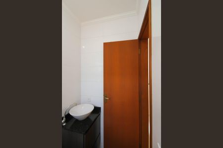 Banheiro de apartamento para alugar com 1 quarto, 40m² em Vila Divina Pastora, São Paulo