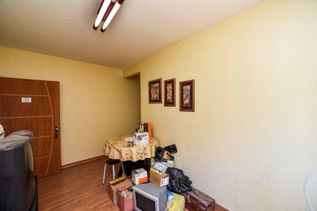 Sala de apartamento para alugar com 1 quarto, 40m² em Jardim Itu, Porto Alegre