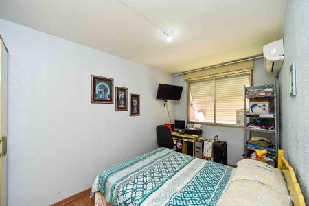 Quarto de apartamento para alugar com 1 quarto, 40m² em Jardim Itu, Porto Alegre