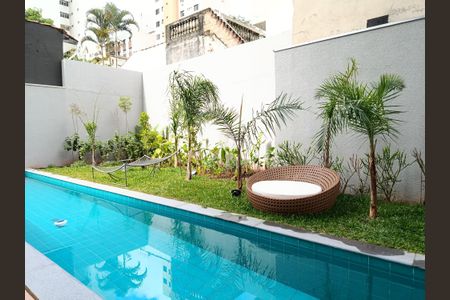 Studio à venda com 28m², 1 quarto e sem vagaPiscina