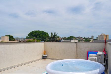 Casa de condomínio à venda com 75m², 3 quartos e 2 vagas